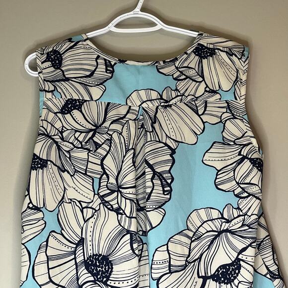Suzanne Betro Blue & White Floral Tank Top Size XL - Picture 6 of 11